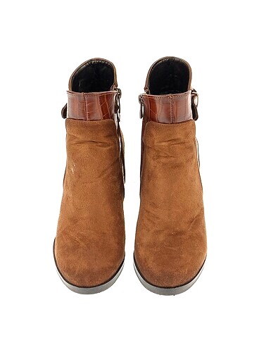 36 Beden PreLoved Bot %70 İndirimli.