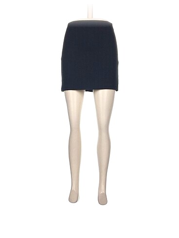 Bershka Mini Etek %70 İndirimli.