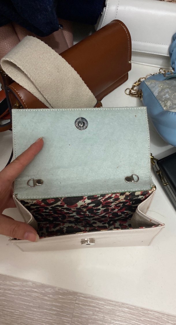 Ekru kadın el çantası - Görsel 2