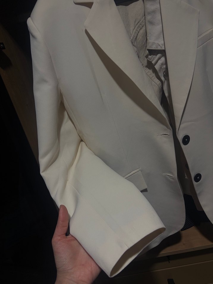 Düğmeli Beyaz Kadın Blazer Ceket - Görsel 3