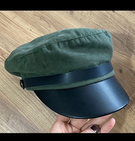 Zara Kadife Denizci Şapkası