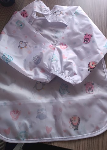 Beyaz Baskılı Bebek Önlüğü Uzun Kollu - Görsel 3