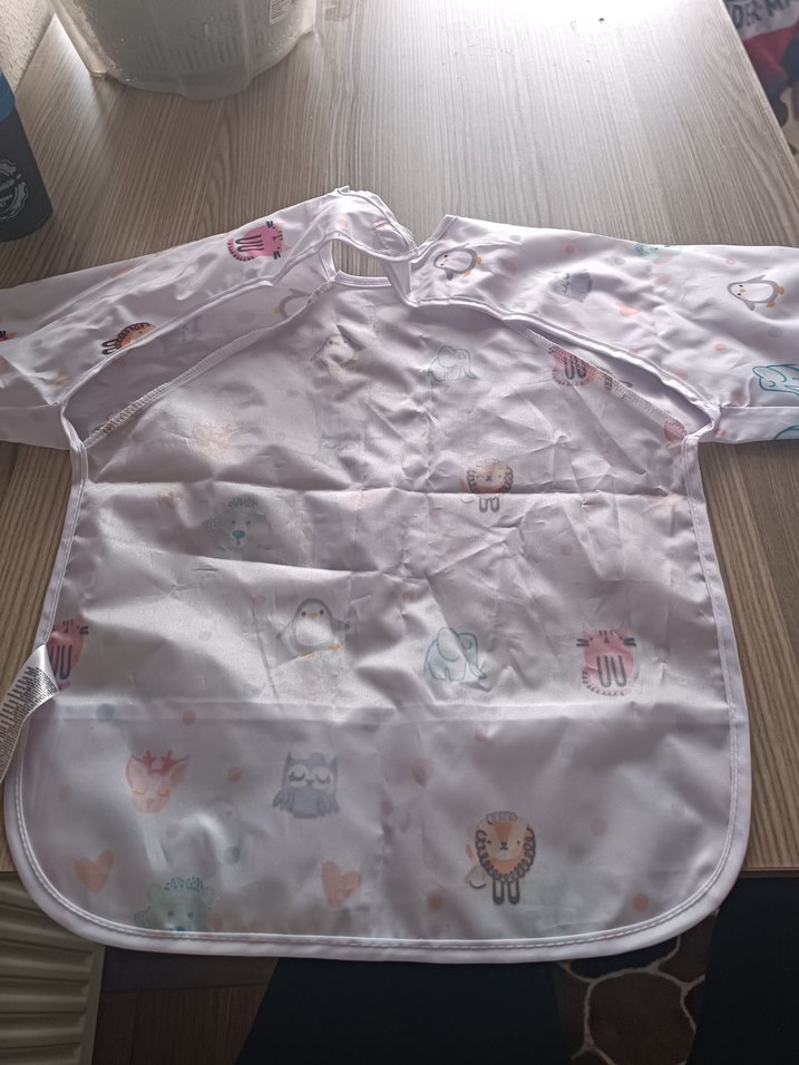 Beyaz Baskılı Bebek Önlüğü Uzun Kollu - Görsel 2