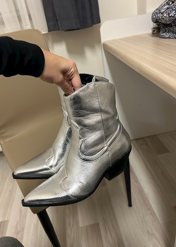 35 Beden gri Renk Bershka Kovboy Bot