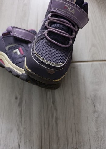 25 Beden Fila marka kız çocuk bot