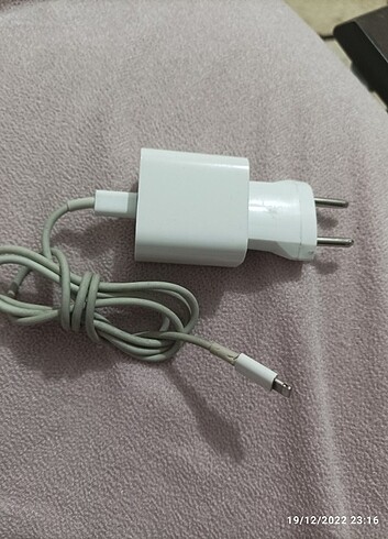 Apple şarj aleti 