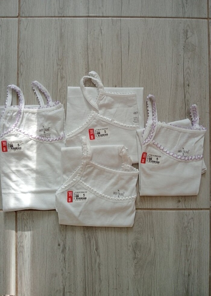 4 adet kız çocuk atlet - Görsel 3