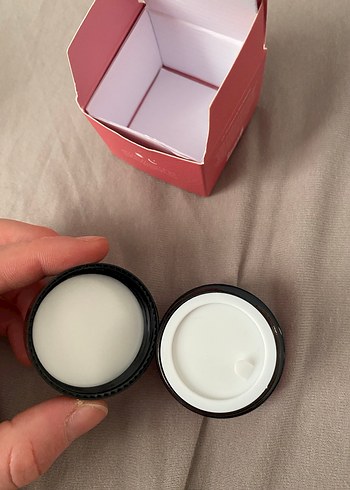 Beautenica Organik Nemlendirici Dudak Balmı - Görsel 6