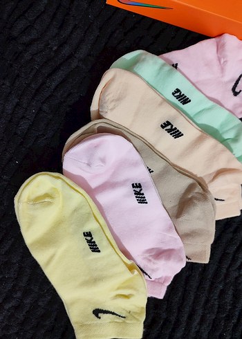  Beden Nike Pastel Renkli Mini Çorap Seti