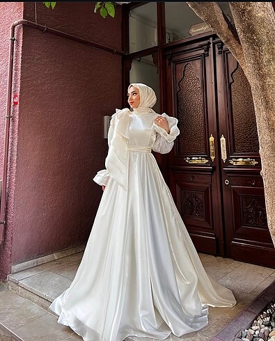 Tesettür nikah elbisesi