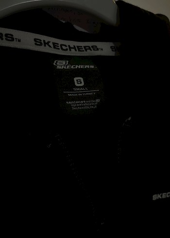 s Beden siyah Renk Skechers Siyah Kapüşonlu Fermuarlı Kadın Ceket
