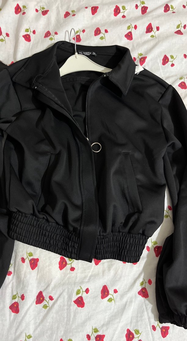 Siyah Yüksek Yakalı Kadın Ceket - Görsel 5