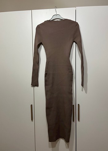 Düğmeli V Yaka Uzun vizon Elbise - Görsel 6