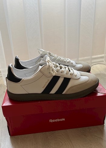 39 Beden sneaker