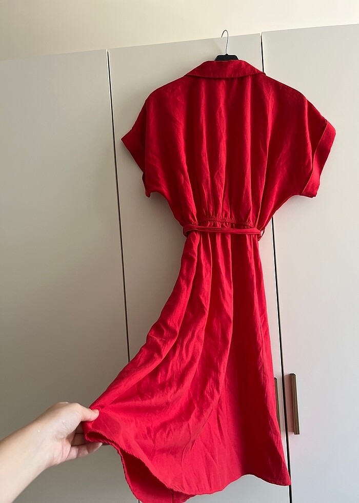 kırmızı elbise - Görsel 2