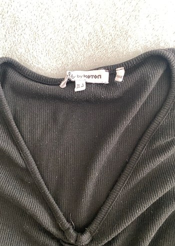 V Yakalı Siyah Kadın Bluz - Görsel 3