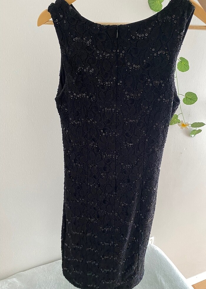 pullu kolsuz şık elbise midi - Görsel 2