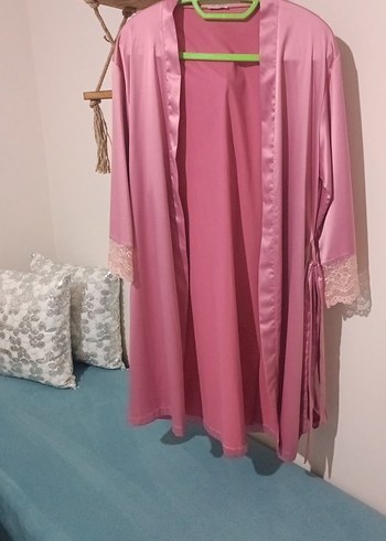 Pembe Uzun Kollu Kadın Sabahlık