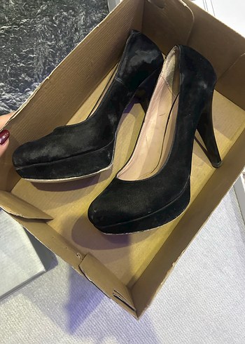 Kadın Siyah Süet Platform Topuklu Stiletto