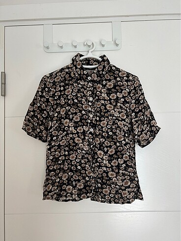 Vintage gömlek, 36 beden,çiçekli,Avusturyada üretildi