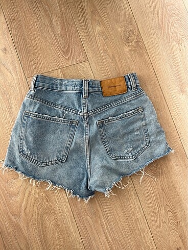 34 Beden mavi Renk PullandBear Denim Şort