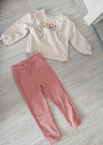 Pembe Renkli Bebek Kız Takımı Renkli Nakışlı