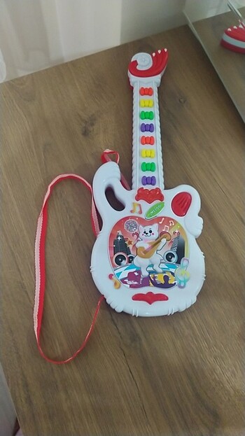 Oyuncak gitar
