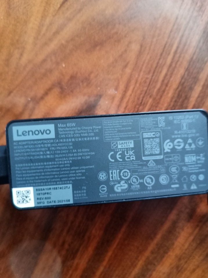 Lenovo Siyah Dizüstü Şarj Adaptörü - Görsel 5