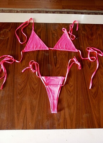 Mayo bikini