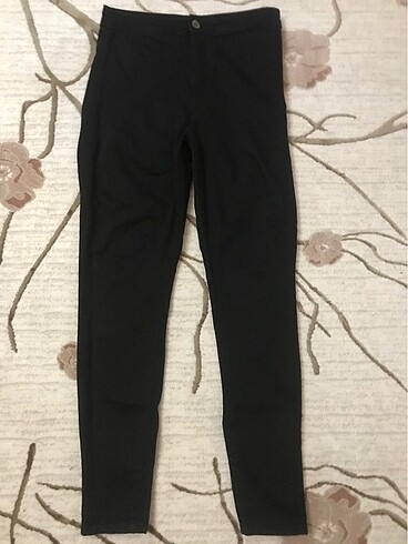 Bershka siyah pantolon
