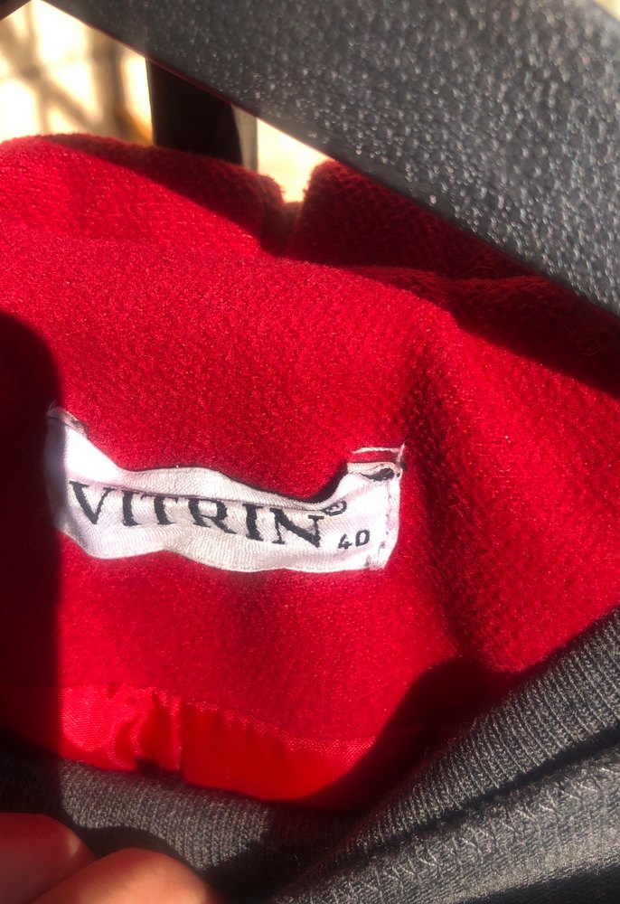 Kırmızı Kemerli Kadın Kaban - Görsel 3