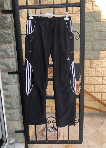 Adidas l