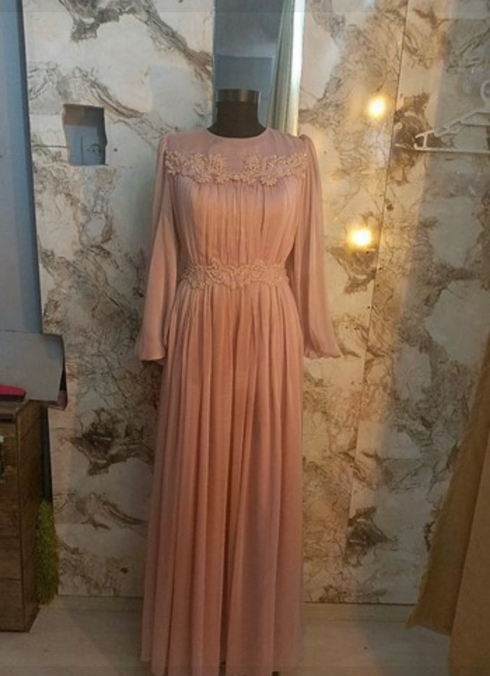 Tüllü Nakışlı Uzun Tesettür Abiye Elbise - Görsel 2