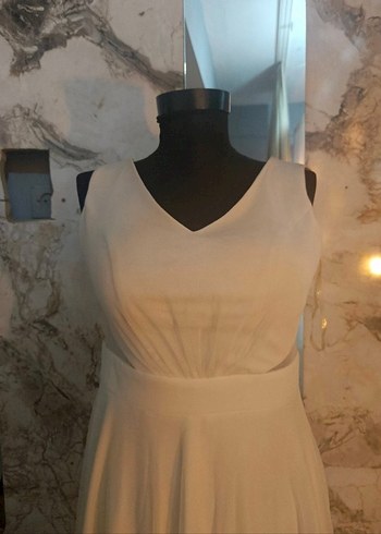 V Yakalı Uzun Beyaz Yanları Tül Detaylı Nikah Abiye Elbise - Görsel 2