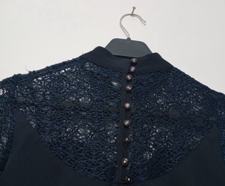 Siyah Dantel Detaylı Yüksek Yaka Uzun Kollu Balık Elbise - Görsel 5