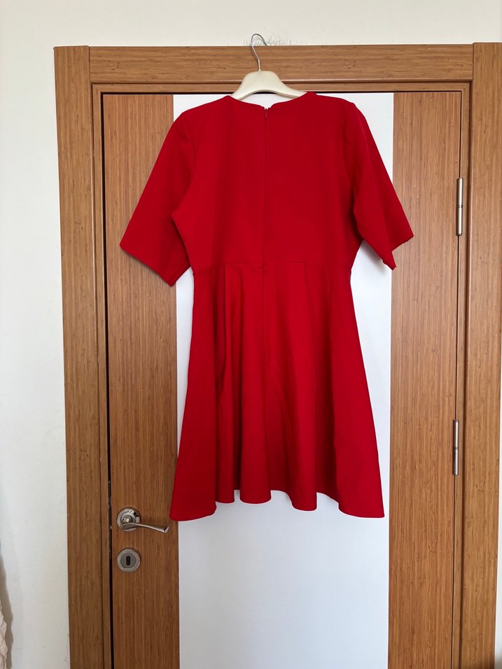 Kırmızı Kısa Kollu Pliseli Kadın Elbise - Görsel 3