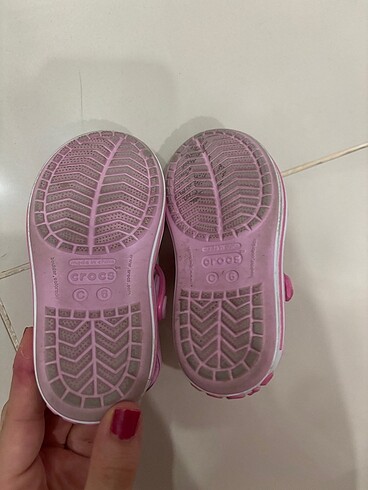 22 Beden pembe Renk Crocs sandalet
