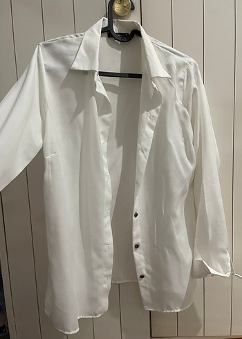 Beyaz Keten Uzun Kollu Düğmeli Gömlek - Görsel 3