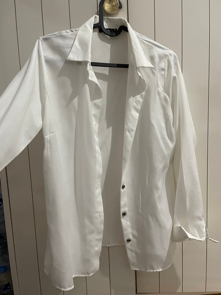 Beyaz Keten Uzun Kollu Düğmeli Gömlek - Görsel 3