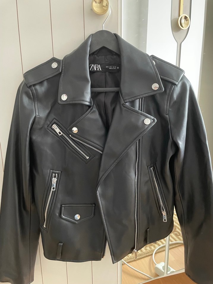 Zara Siyah Deri Biker Mont - Görsel 3