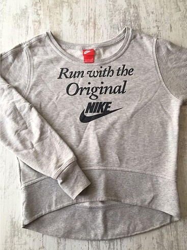 nike sweatshirt