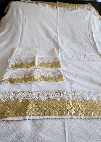 Nakışlı Beyaz Parlak pike takimi - Görsel 6