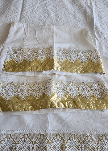 Nakışlı Beyaz Parlak pike takimi - Görsel 2