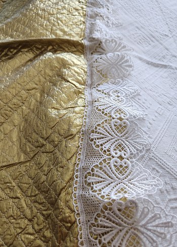 Nakışlı Beyaz Parlak pike takimi - Görsel 3