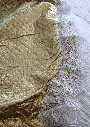 Nakışlı Beyaz Parlak pike takimi - Görsel 4