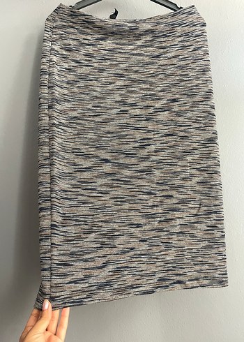 Gri Midi Kalem Etek, Minimalist Desenli