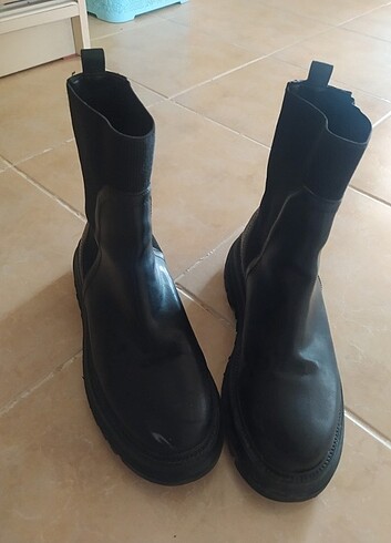 Lastikli bot (Teklif vermeye cekinmeyinnn:))