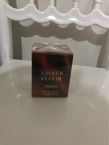 Amber Elixir klasik parfüm