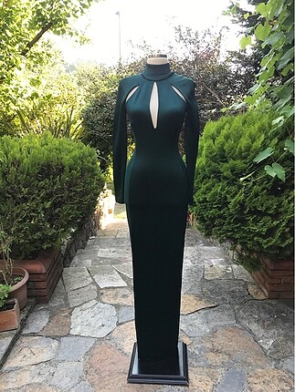 Mugler Dekolteli Gece Elbisesi