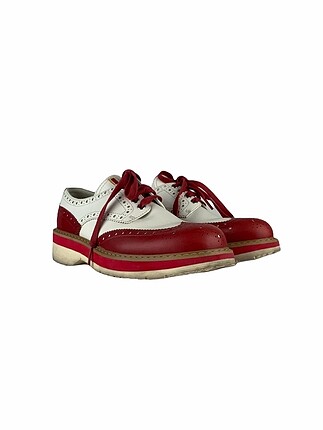Prada Klasik ayakkabı